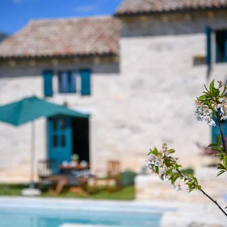 Awesome In With Wifi Holiday home