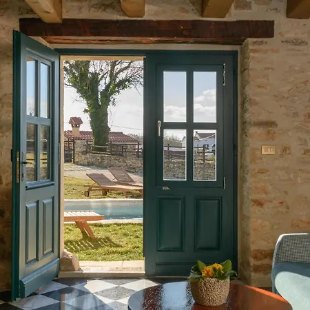 Awesome In With Wifi Holiday home